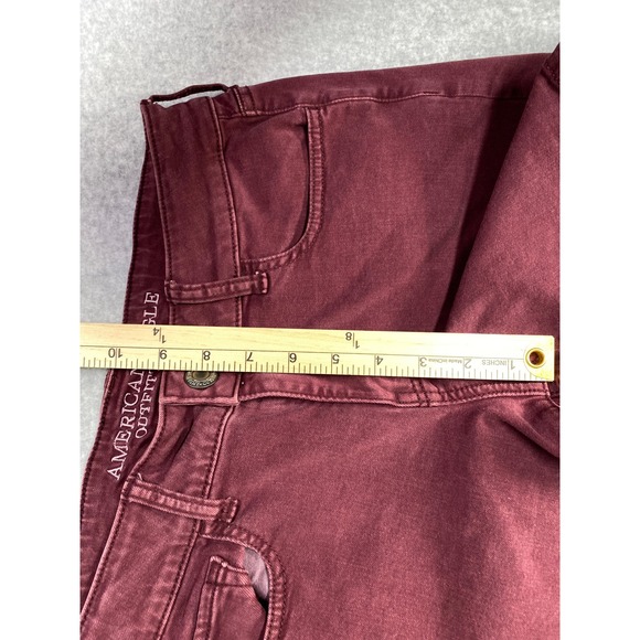 American Eagle Super Stretch Shorts Womens 4 Burgundy Excellent Low Rise Denim - Picture 11 of 11